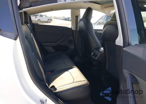 2022 Tesla Model Y Long Range Dual Motor All-Wheel Drive из США, поврежденный, VIN 7SAYGDEE8NA017647